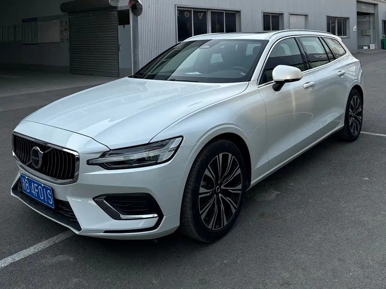 VOLVO V60