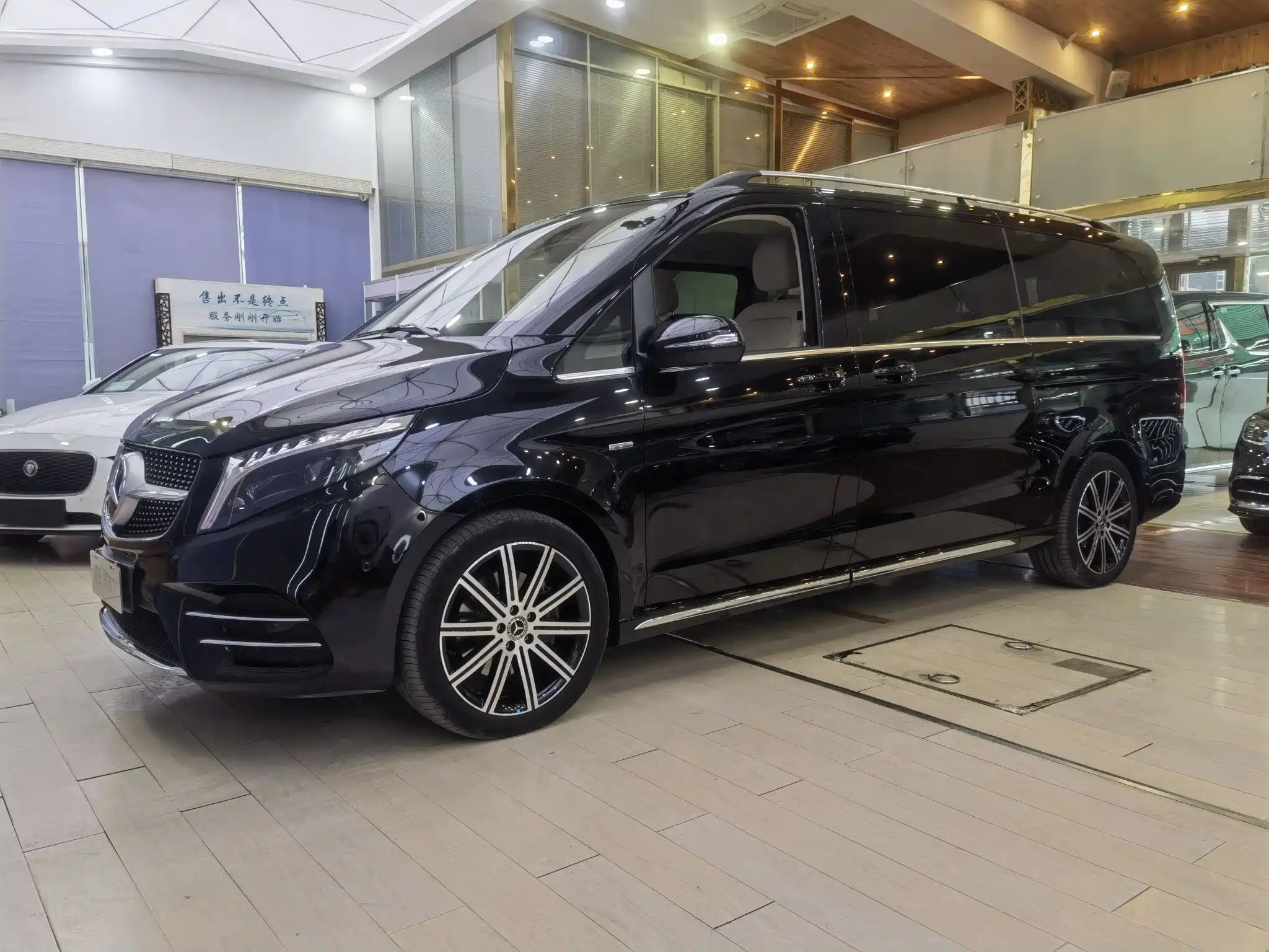 MERCEDES BENZ V-CLASS 2022