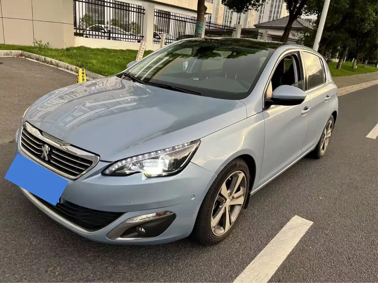 PEUGEOT 308S 2015