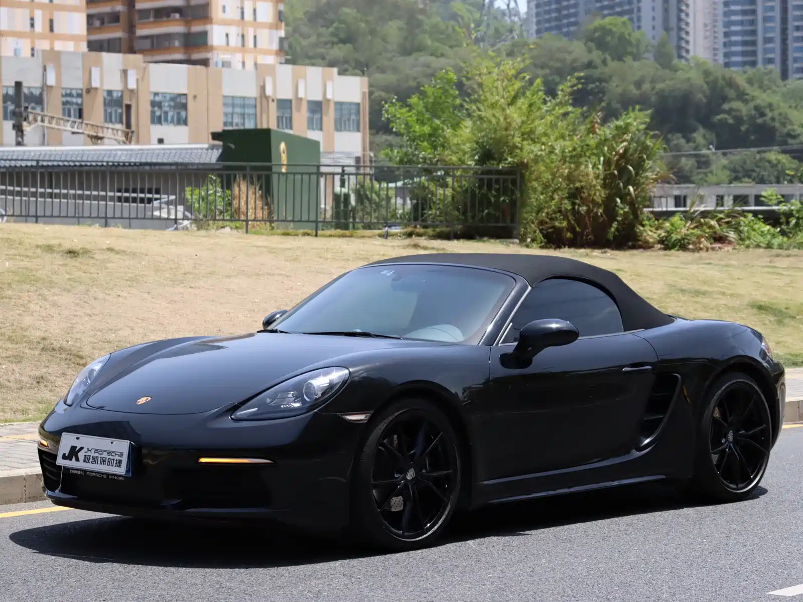 PORSCHE 718 2023