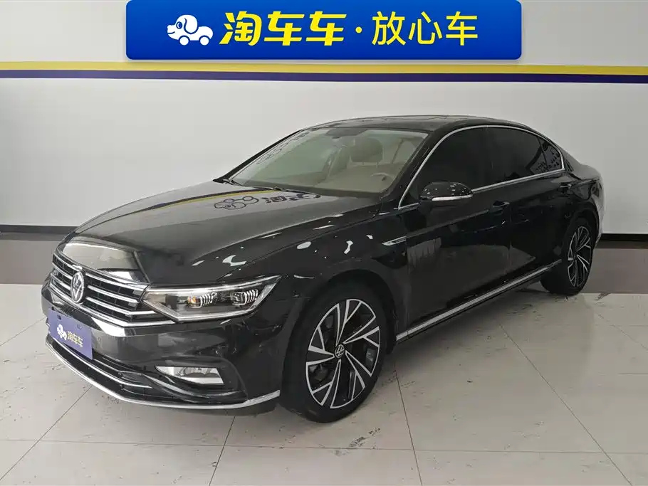 VOLKSWAGEN MAGOTAN 2021