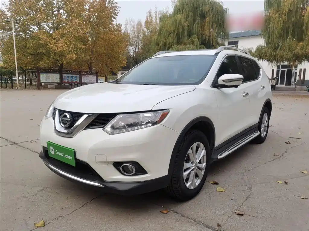 NISSAN X-TRAIL 2014