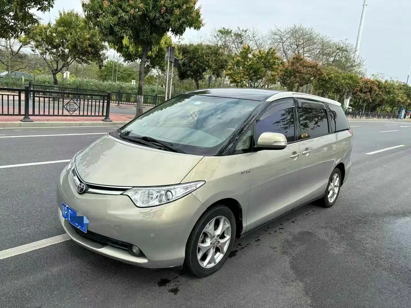 TOYOTA PREVIA 2007