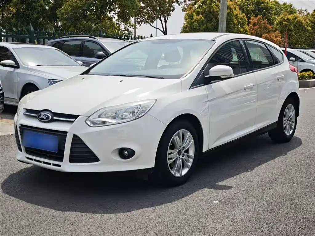 FORD FOCUS 2012