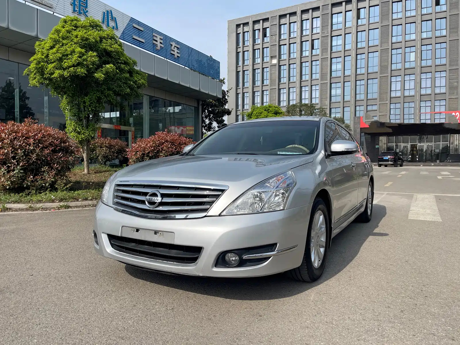 NISSAN TEANA 2011
