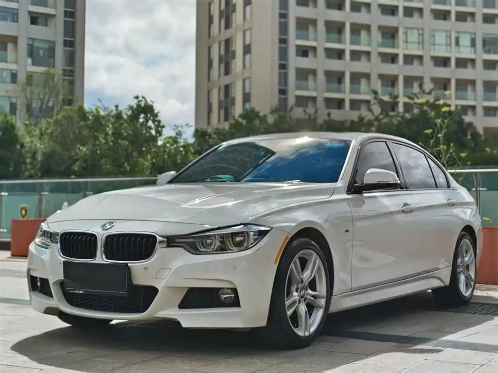 BMW 3-SERIES