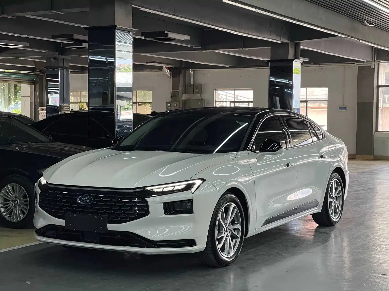 FORD MONDEO 2022