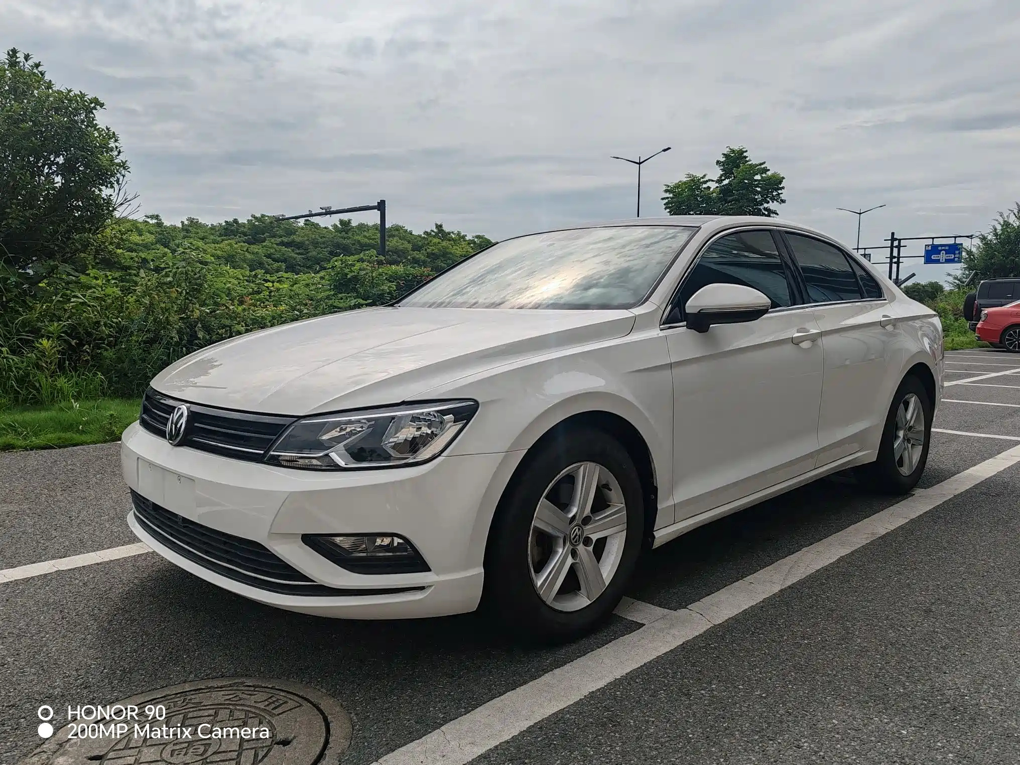 VOLKSWAGEN LAMANDO 2018