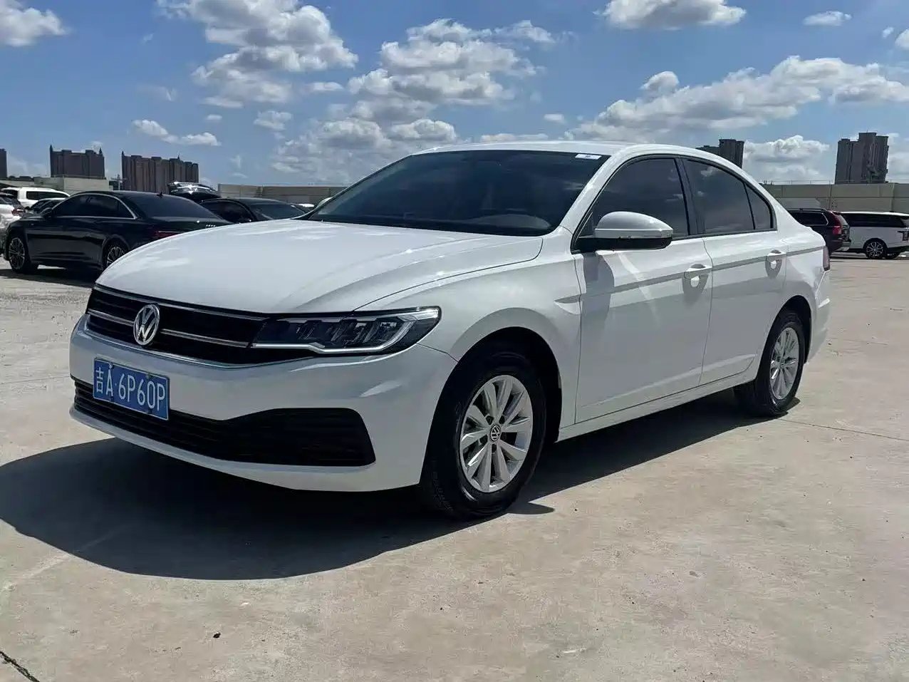 VOLKSWAGEN BORA 2020