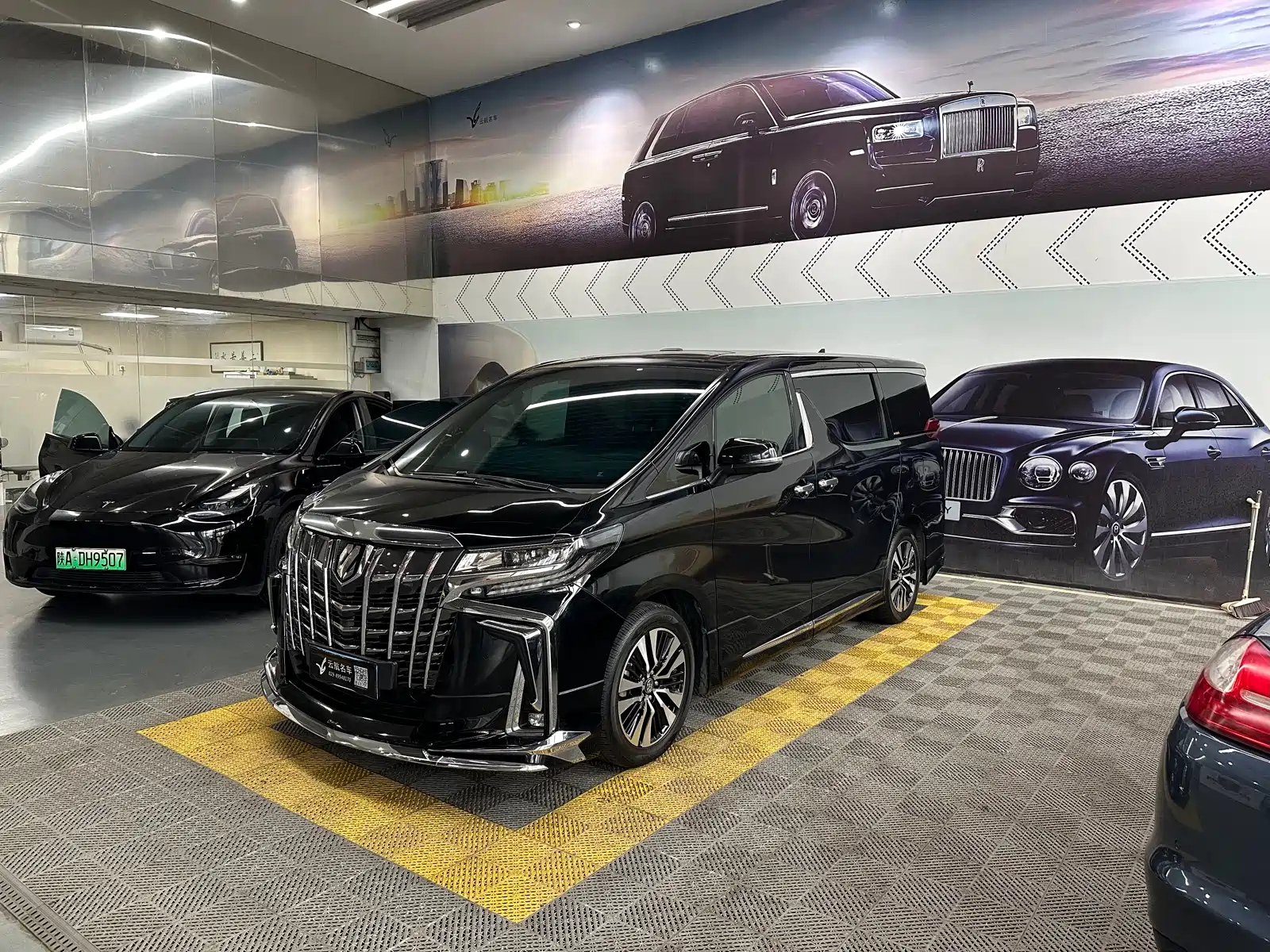 TOYOTA ALPHARD 2018