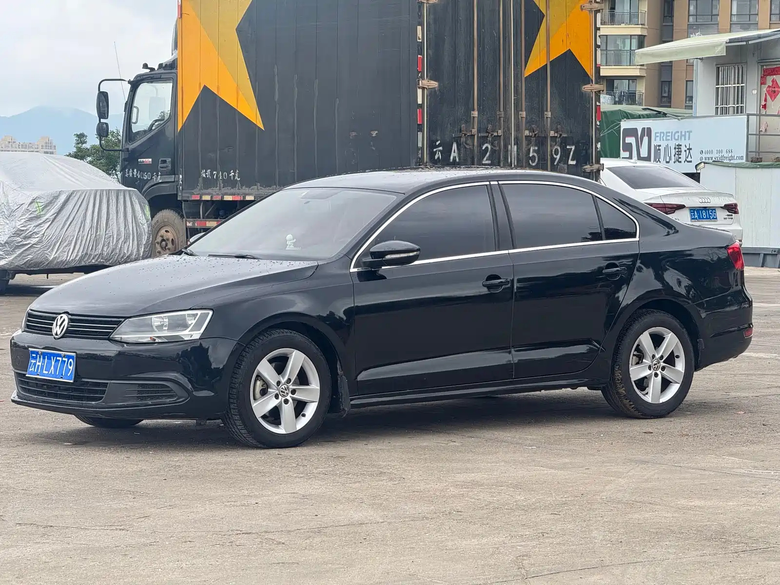 VOLKSWAGEN SAGITAR 2012