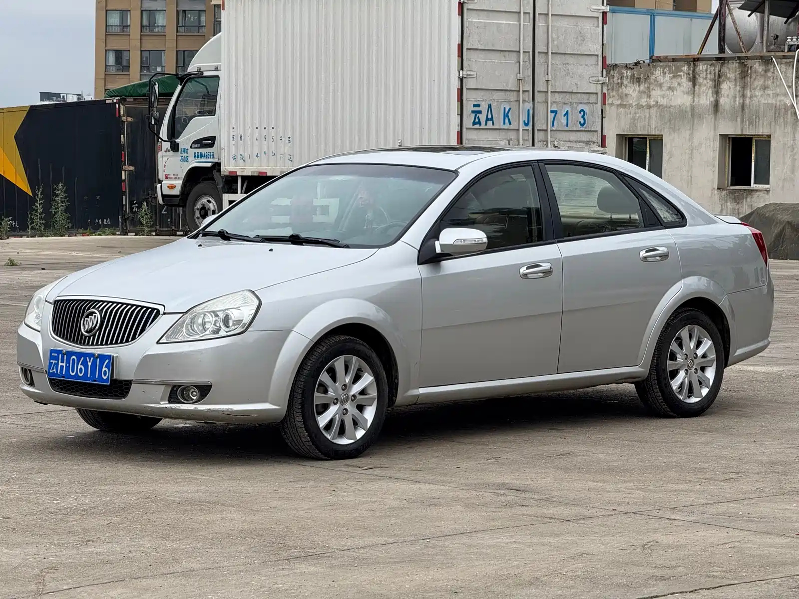 BUICK EXCELLE 2011