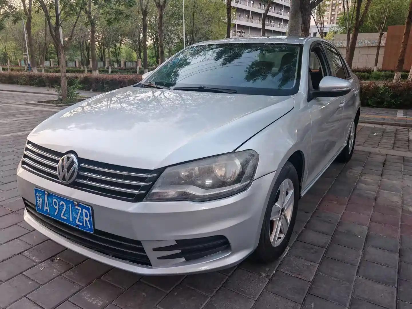 VOLKSWAGEN BORA 2013