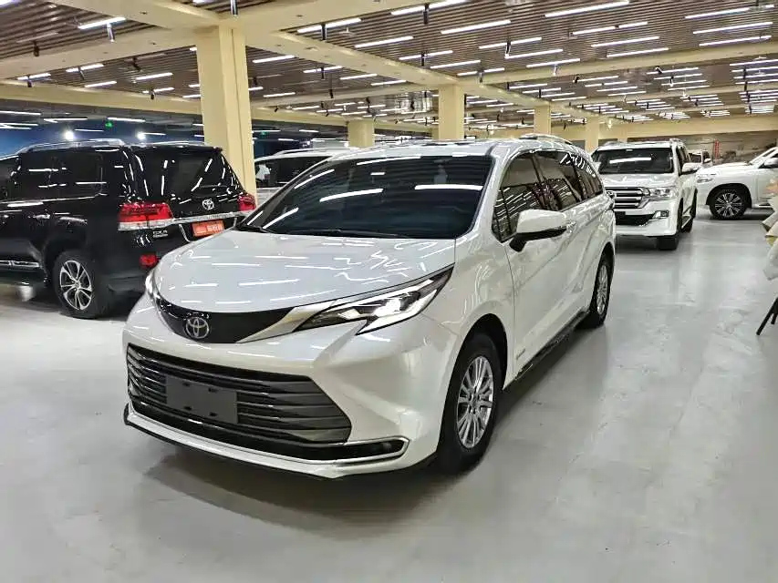 TOYOTA SIENNA SIENNA 2021