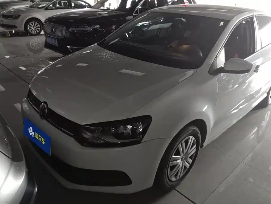 VOLKSWAGEN POLO 2018