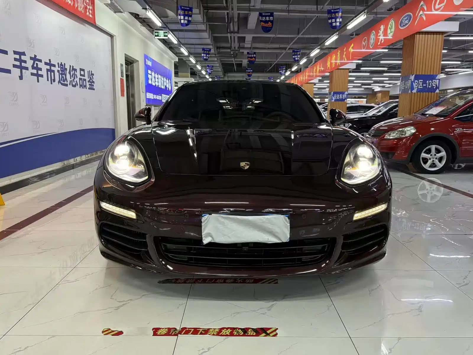 PORSCHE PANAMERA 2014