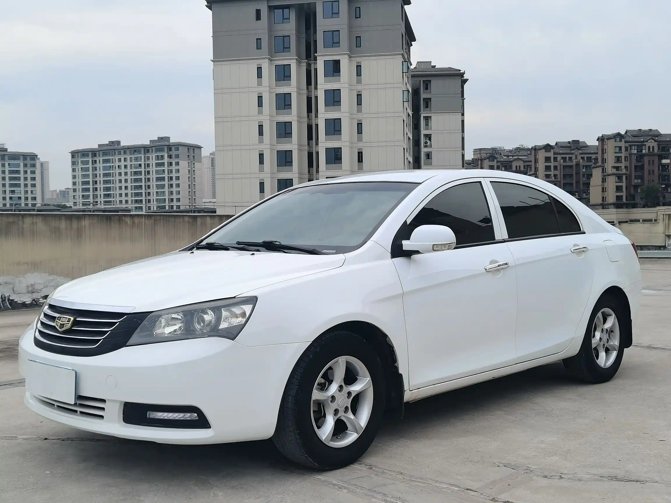 GEELY AUTO CLASSIC EMGRAND 2013