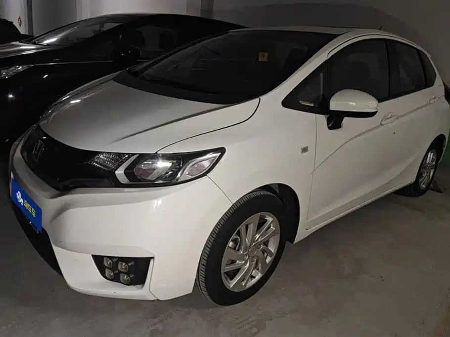 HONDA FIT 2016