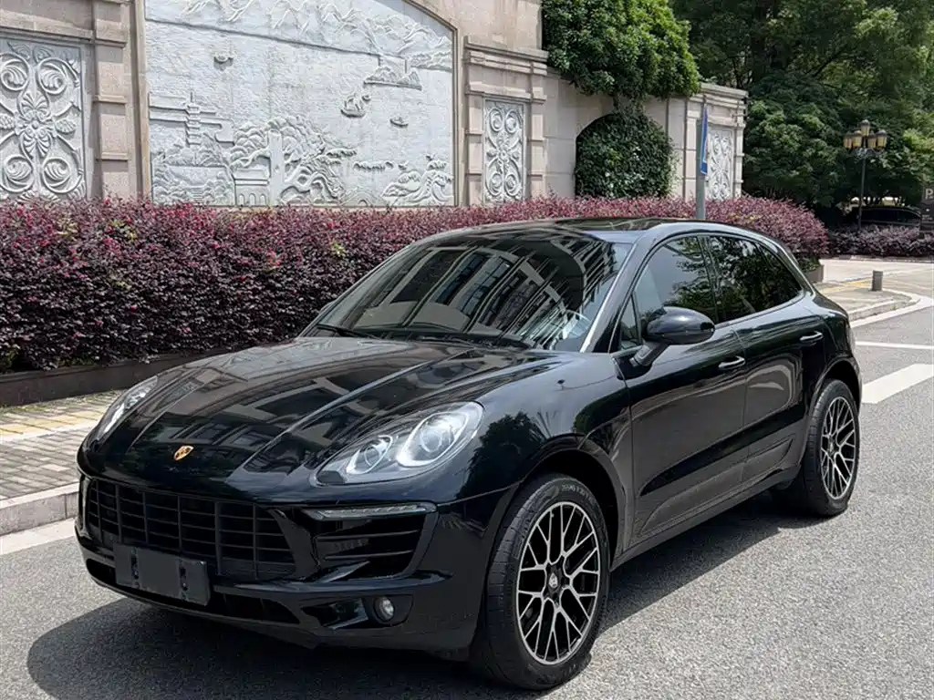 PORSCHE MACAN 2017
