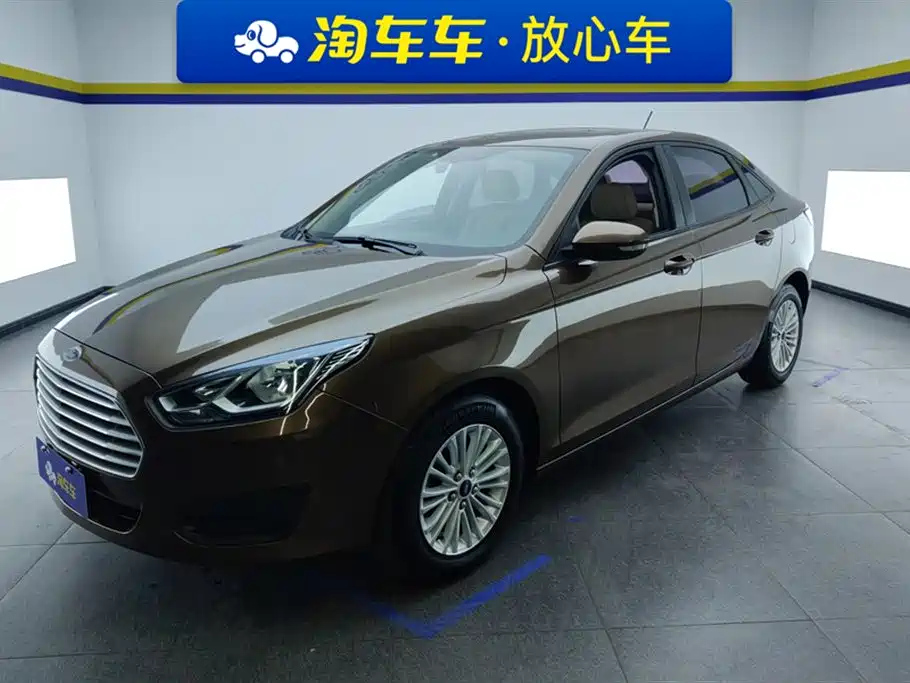 FORD ESCORT 2017