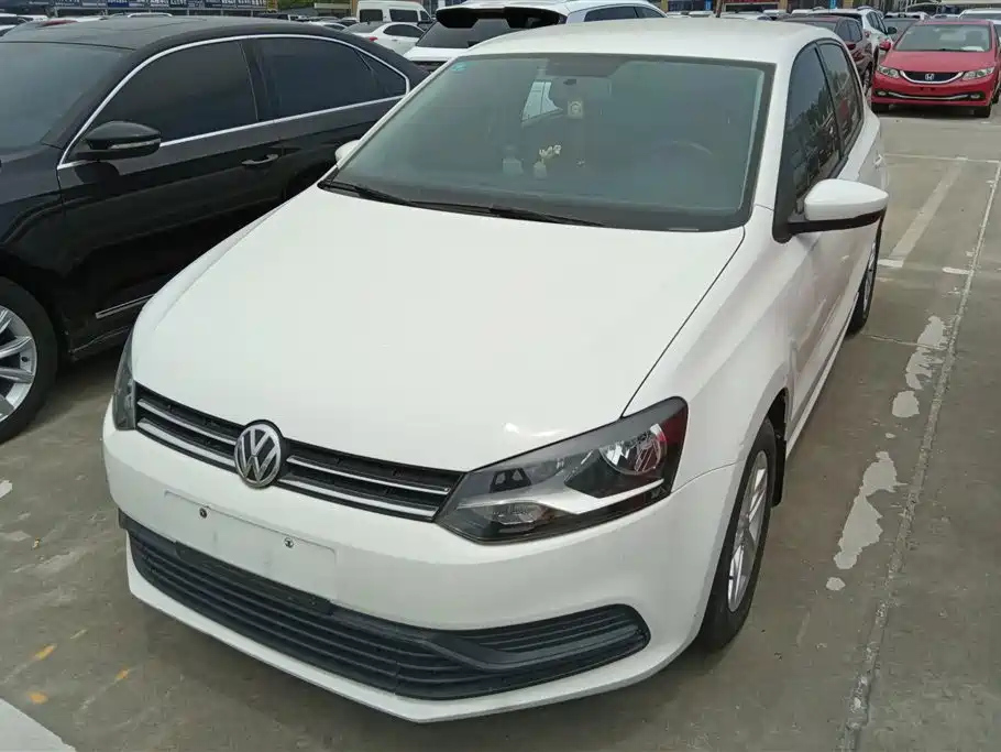 VOLKSWAGEN POLO 2018