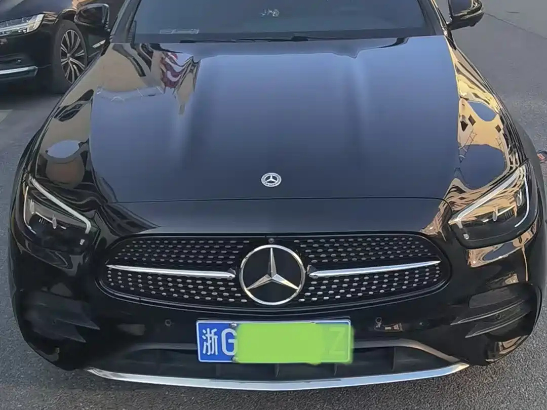 MERCEDES BENZ E-CLASS 2023
