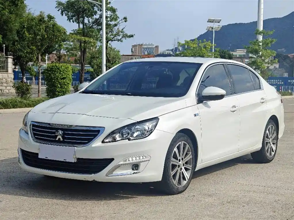PEUGEOT 408 2016