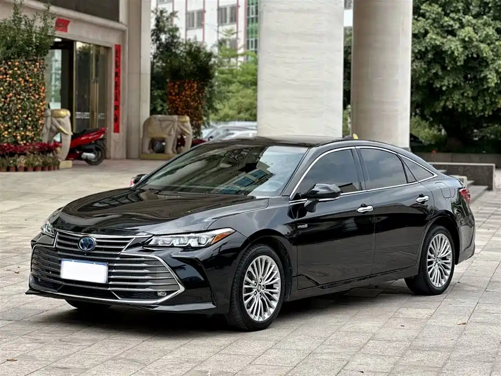 TOYOTA AVALON 2019