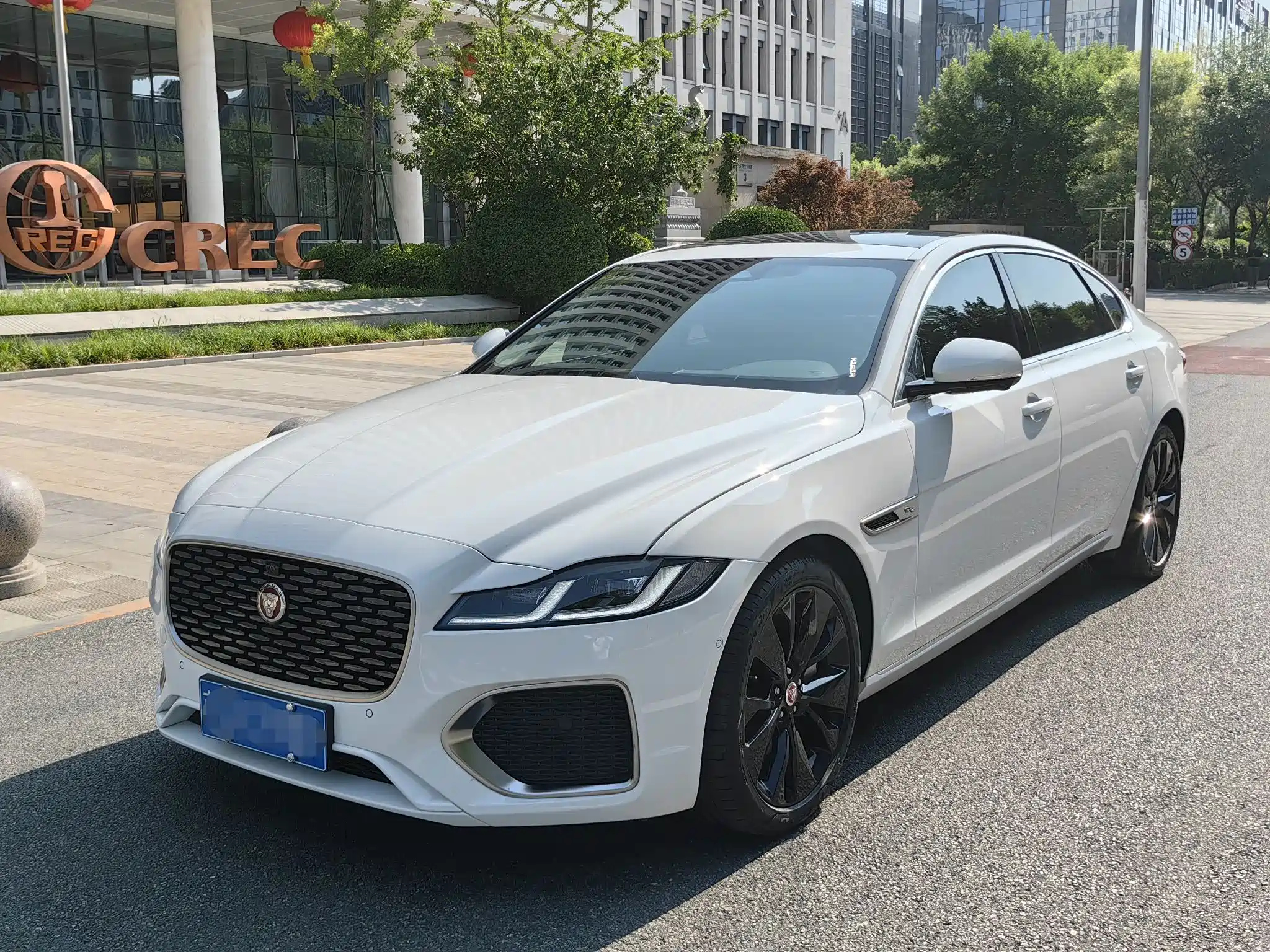 JAGUAR XFL 2024