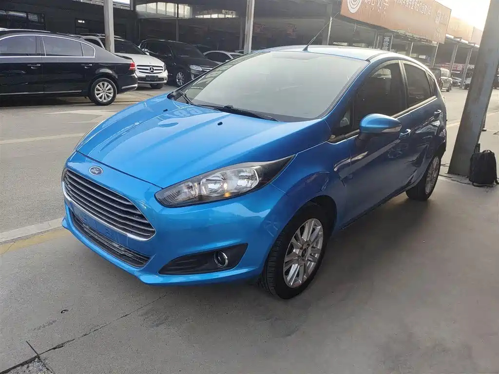 FORD FIESTA 2013