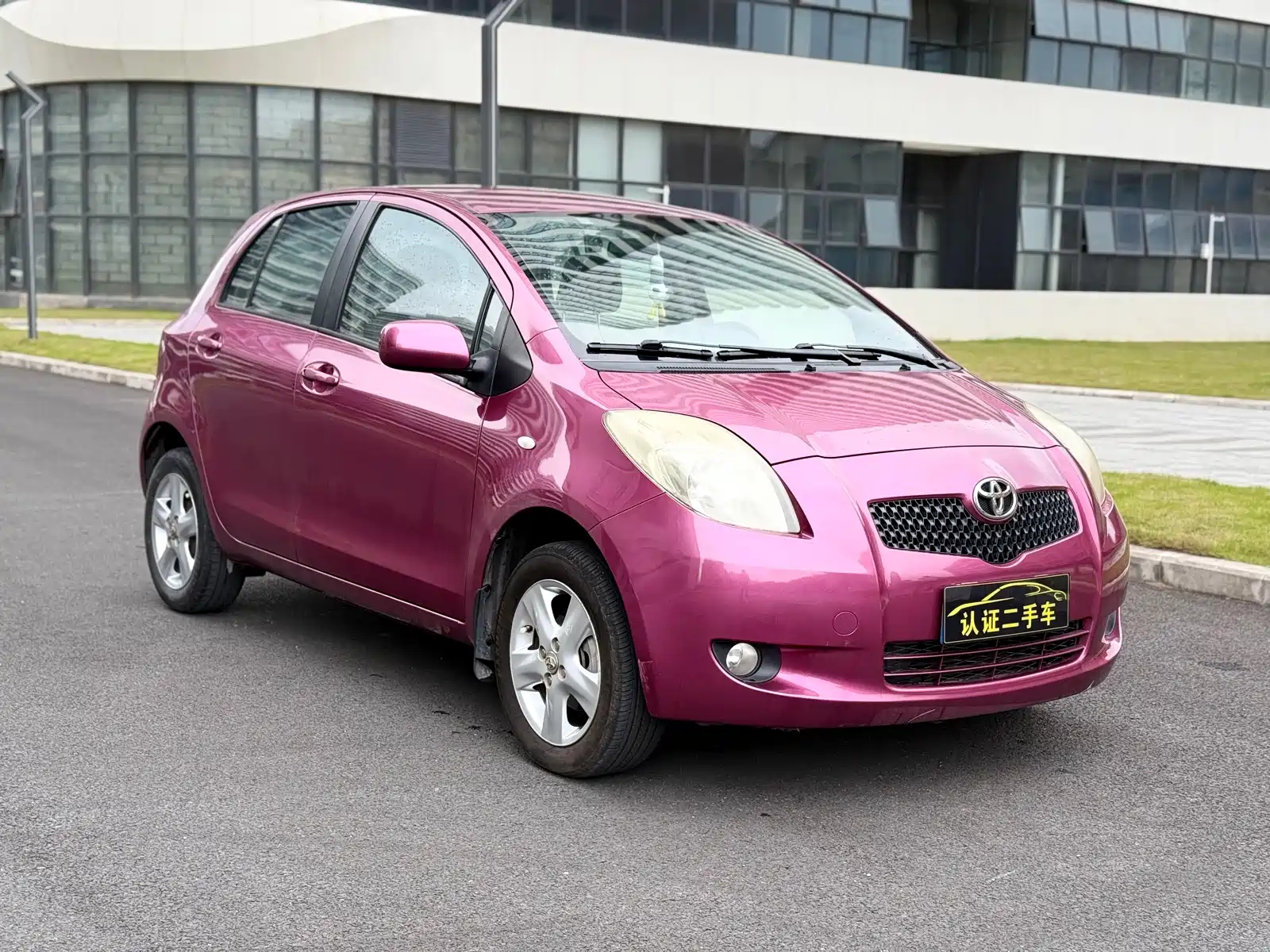 TOYOTA YARIS 2008