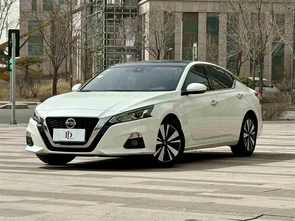 NISSAN TEANA 2019