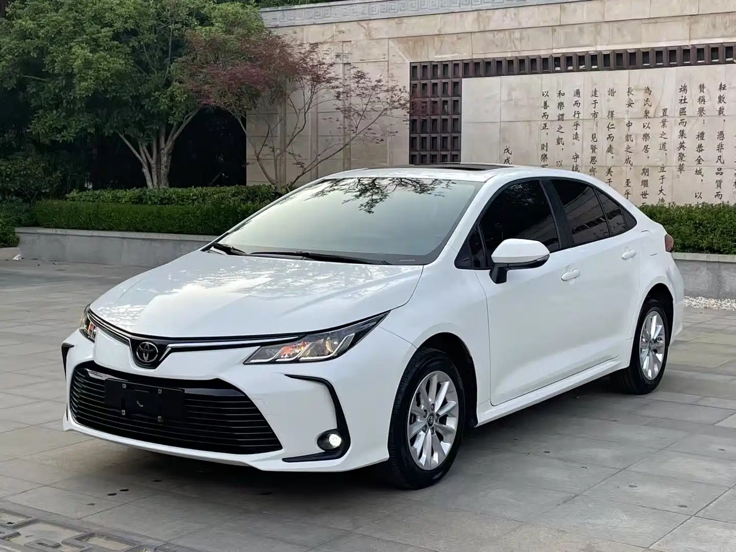 TOYOTA COROLLA 2023