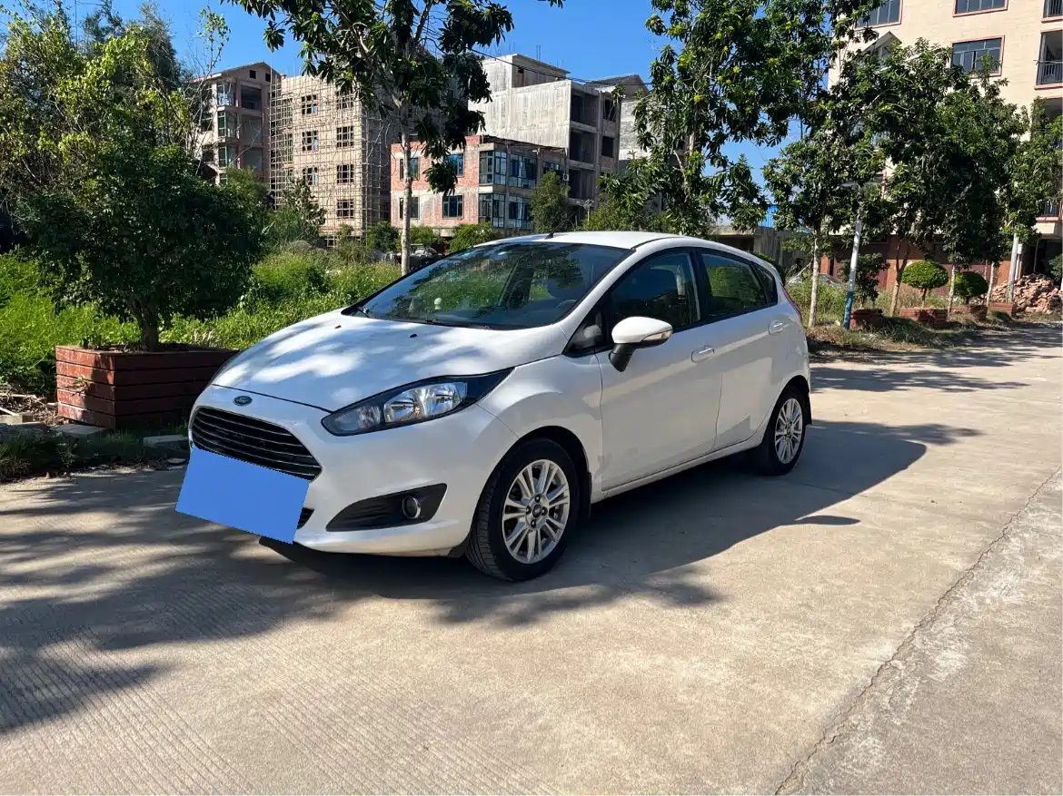 FORD FIESTA 2013