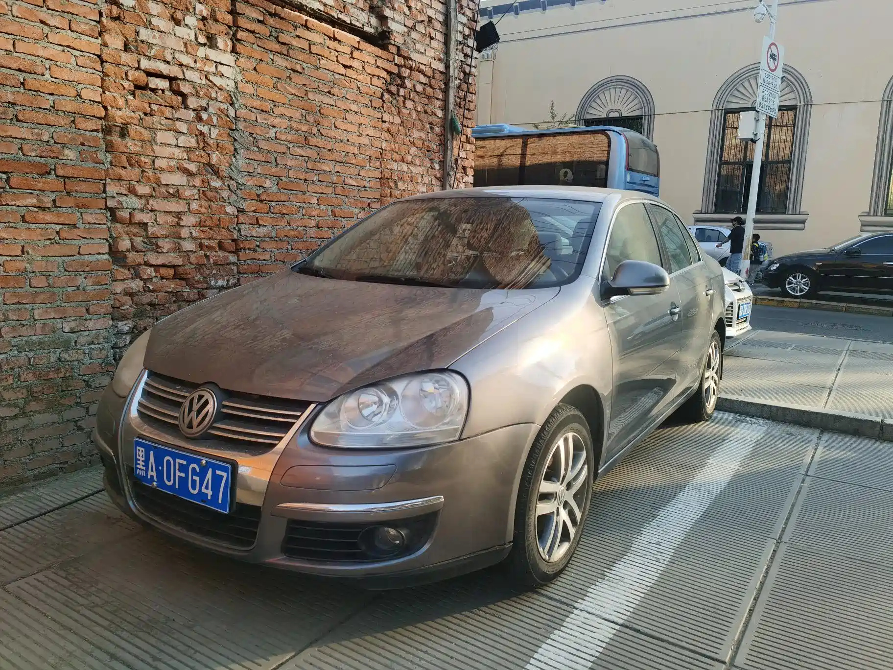 VOLKSWAGEN SAGITAR 2006