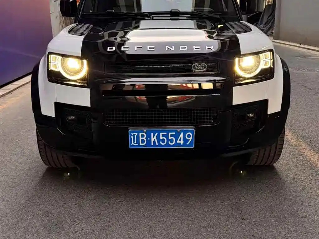 LAND ROVER DEFENDER 2022
