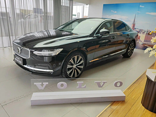 Заказать VOLVO S90
