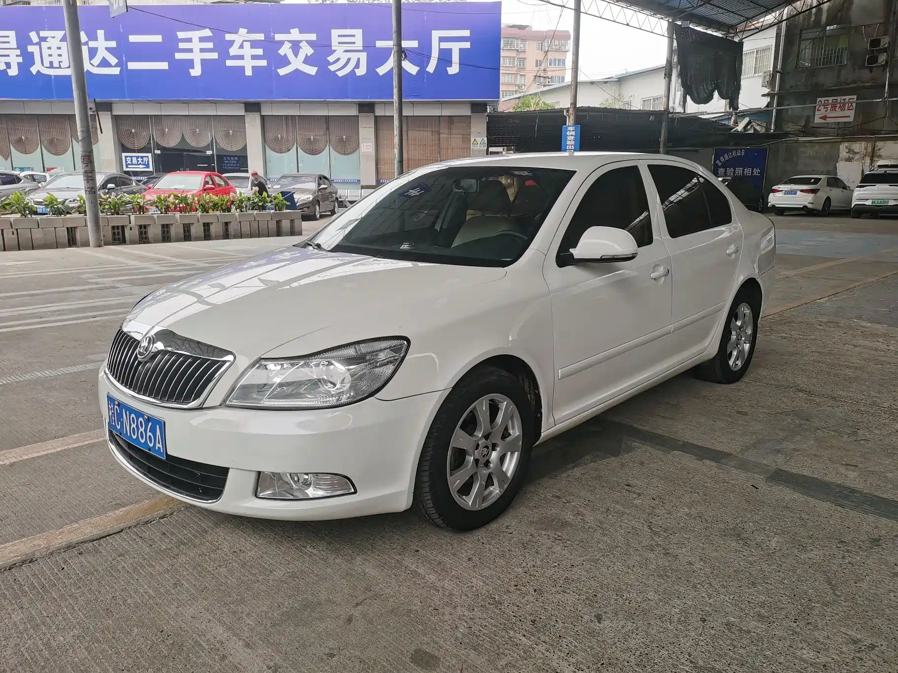 SKODA OCTAVIA 2015