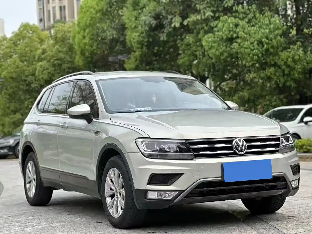 VOLKSWAGEN TIGUAN L 2018