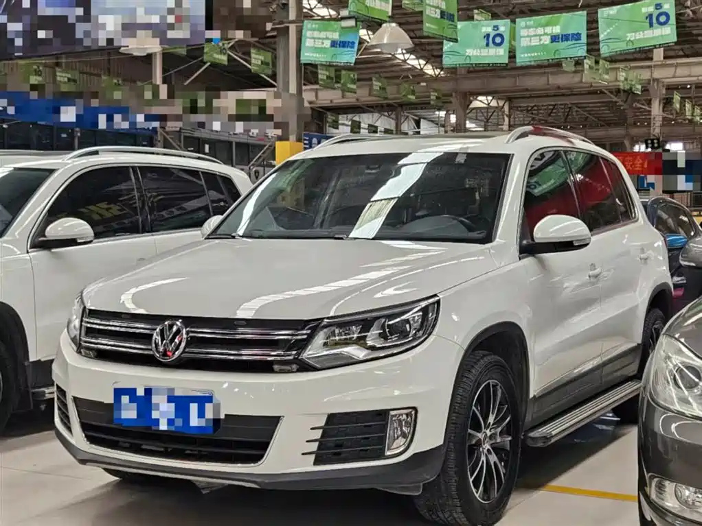 VOLKSWAGEN TIGUAN 2015