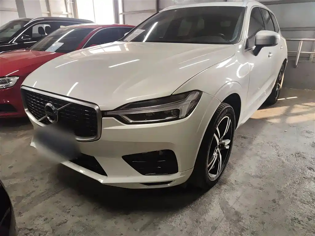 VOLVO XC60 2019