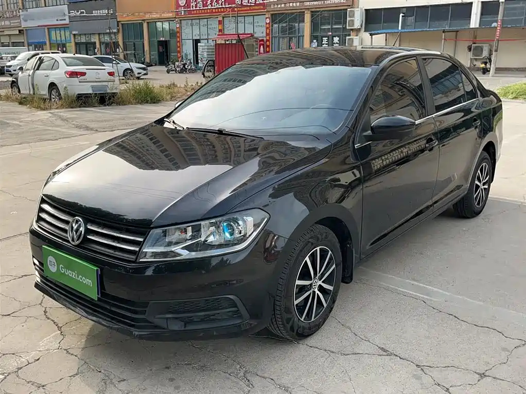 VOLKSWAGEN SANTANA 2016