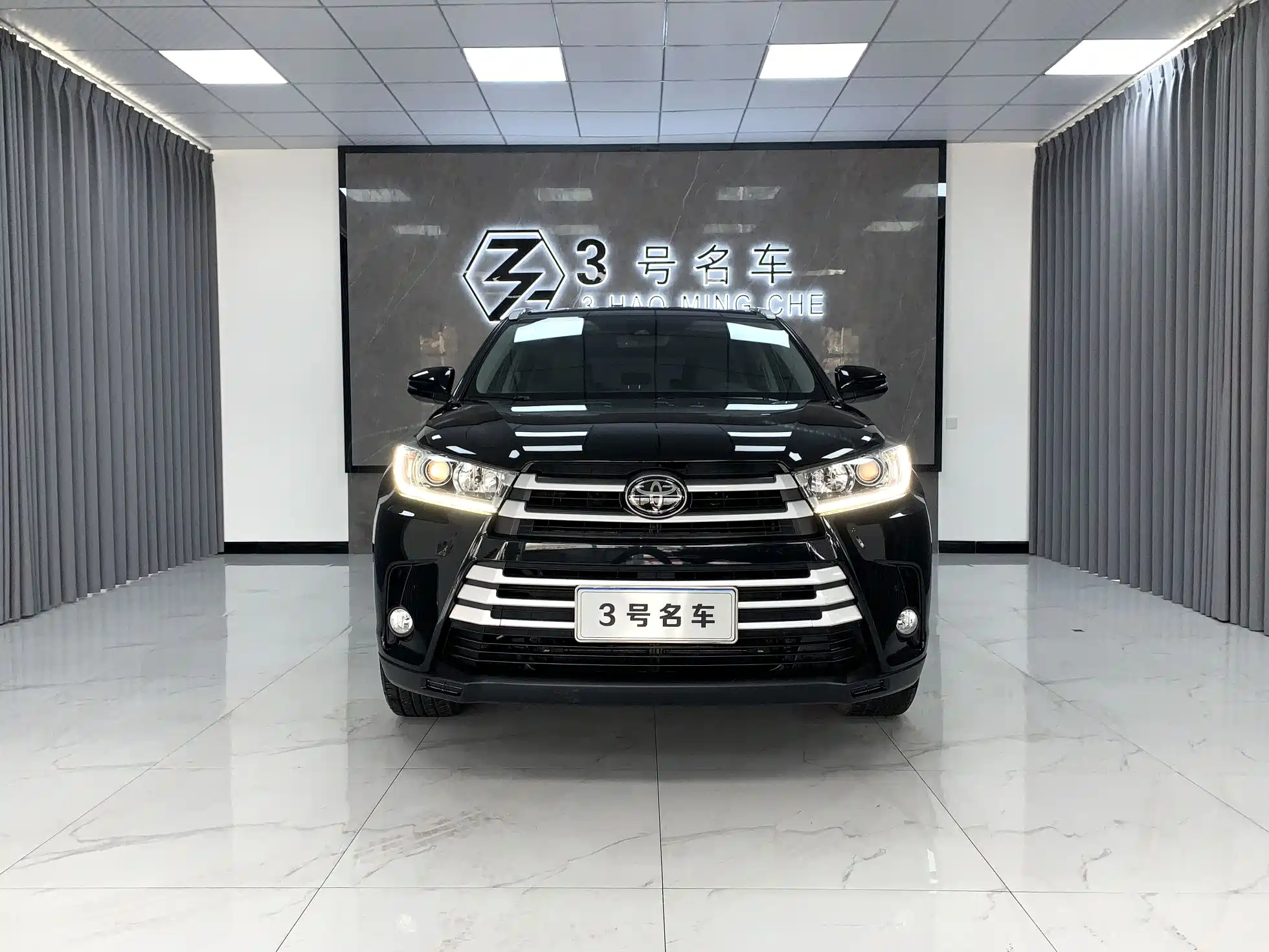 TOYOTA HIGHLANDER 2018