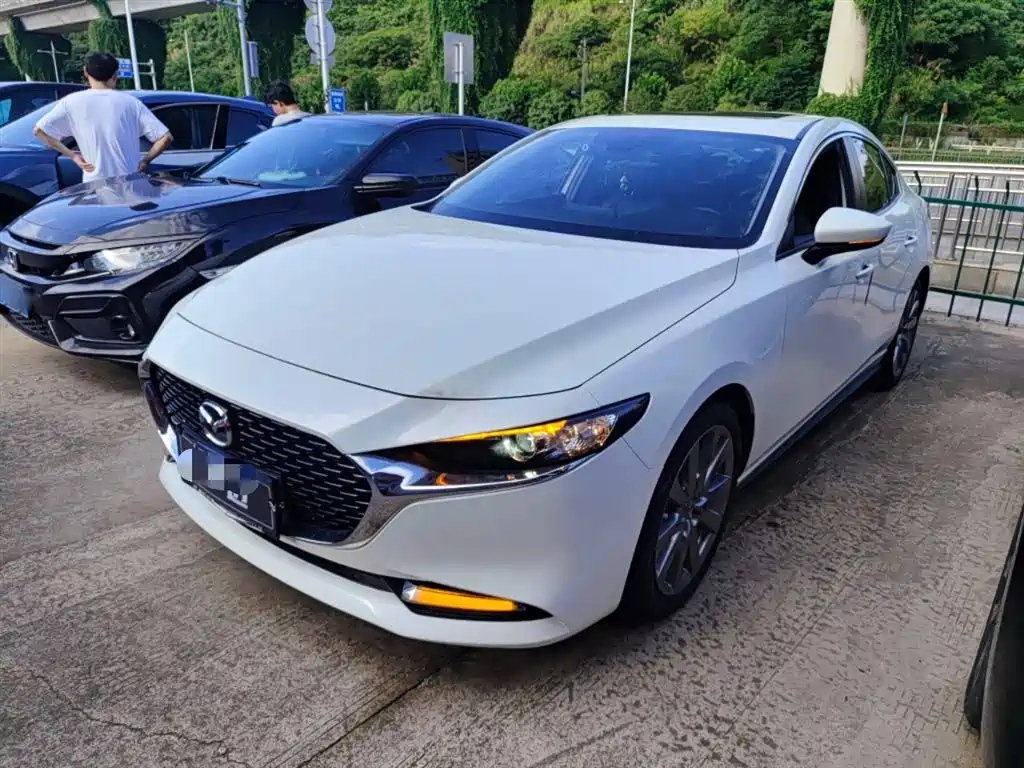 MAZDA 3 AXELA 2021