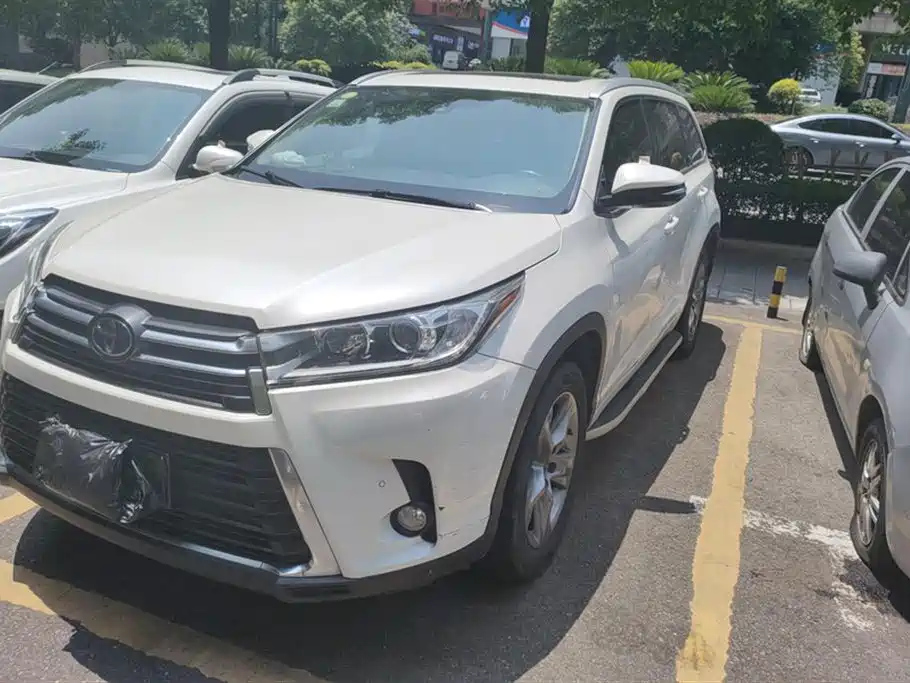 TOYOTA HIGHLANDER 2018