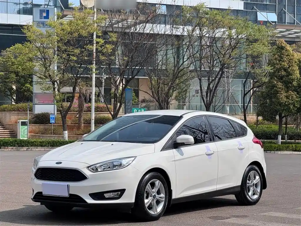 FORD FOCUS 2015