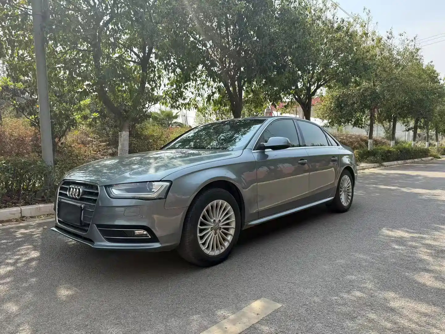 AUDI A4L 2013