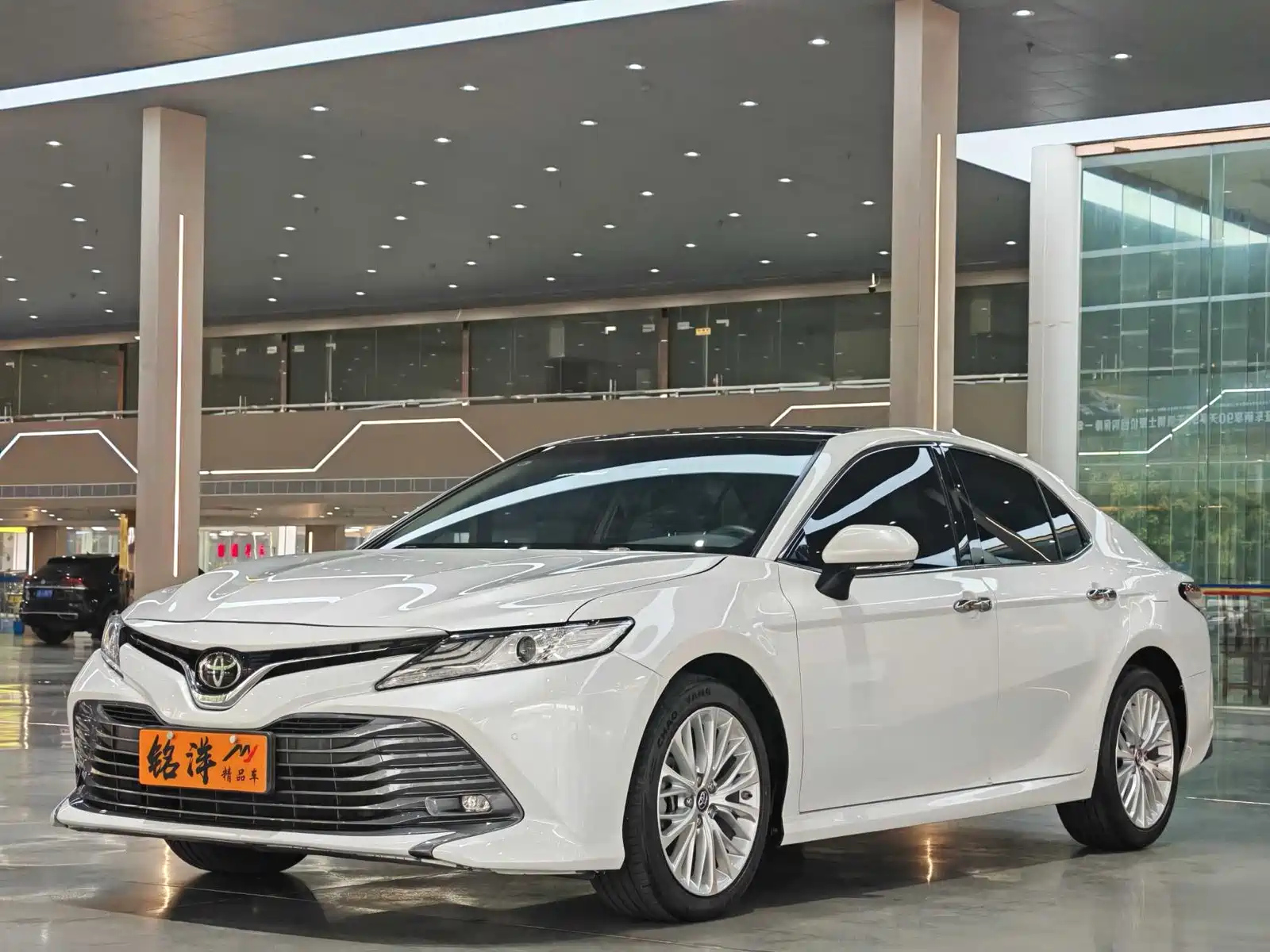 TOYOTA CAMRY 2019