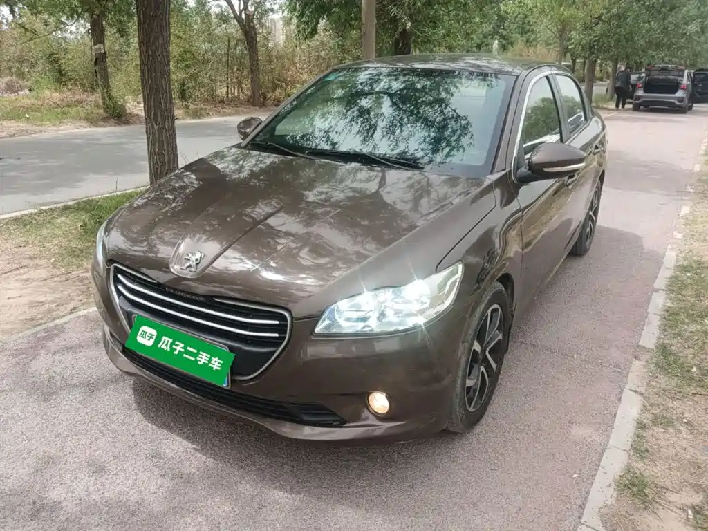 PEUGEOT 301 2014