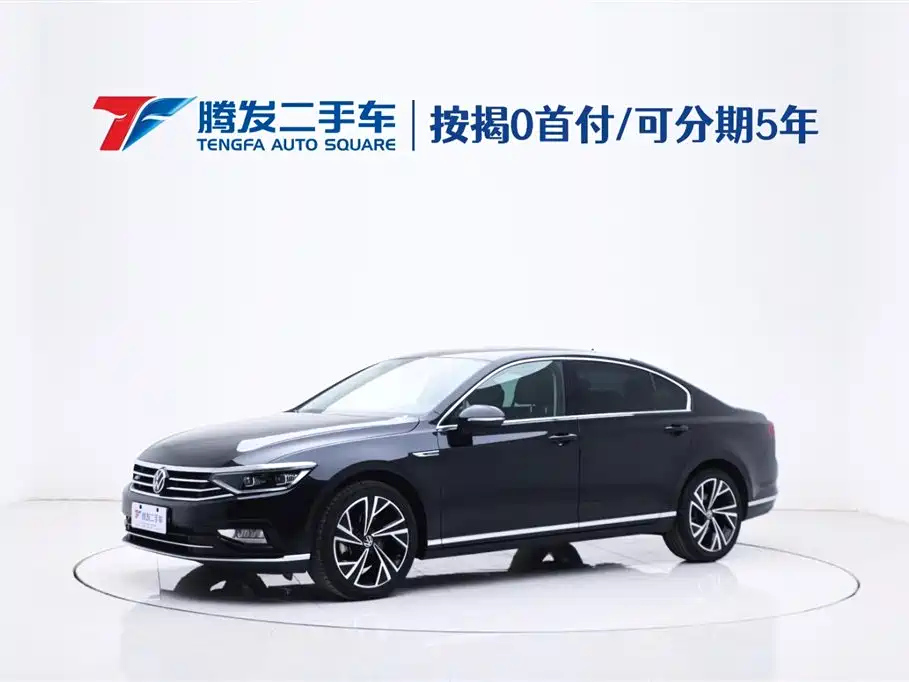 VOLKSWAGEN MAGOTAN 2020
